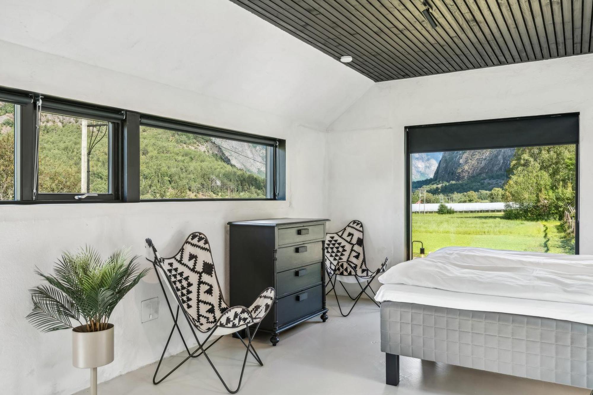 Jordeplegarden Holiday Home - Part Of A Farm - Two Buildings - Close To Flam Lærdalsøyri Εξωτερικό φωτογραφία