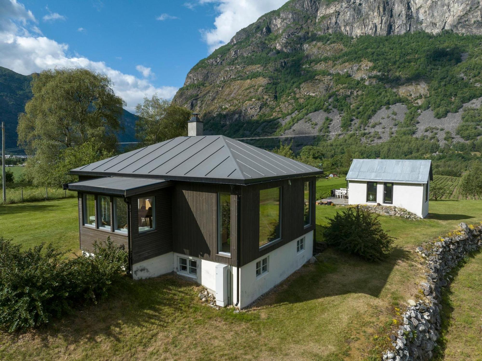 Jordeplegarden Holiday Home - Part Of A Farm - Two Buildings - Close To Flam Lærdalsøyri Εξωτερικό φωτογραφία