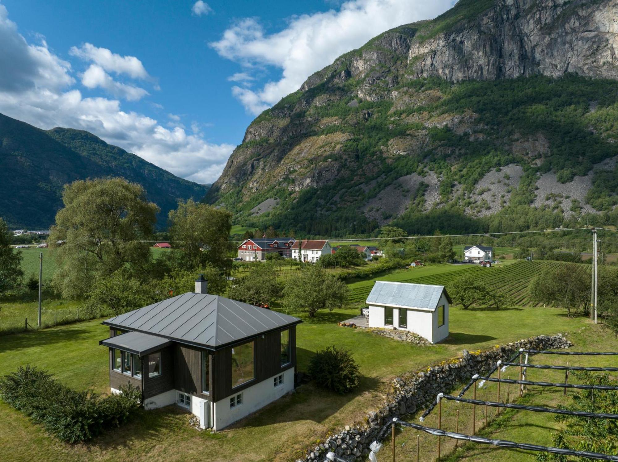 Jordeplegarden Holiday Home - Part Of A Farm - Two Buildings - Close To Flam Lærdalsøyri Εξωτερικό φωτογραφία